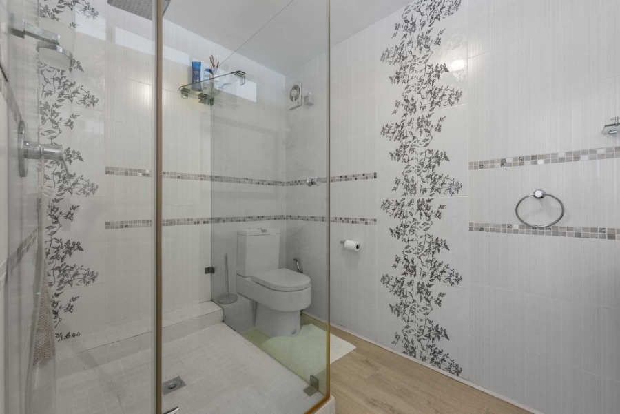 3 Bedroom Property for Sale in Camps Bay Western Cape